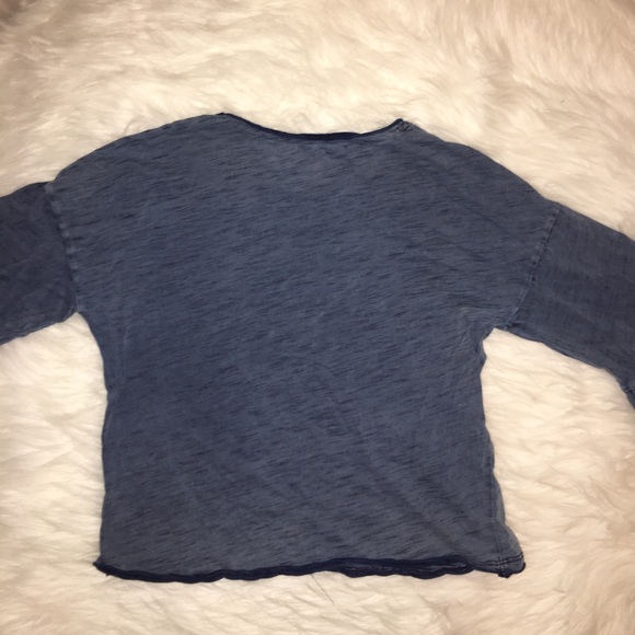 Light Blue washed flowy girls shirt - Picture 4 of 4